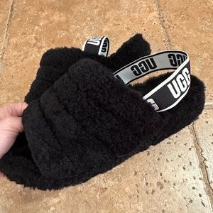 Black Ugg Fur Slipper